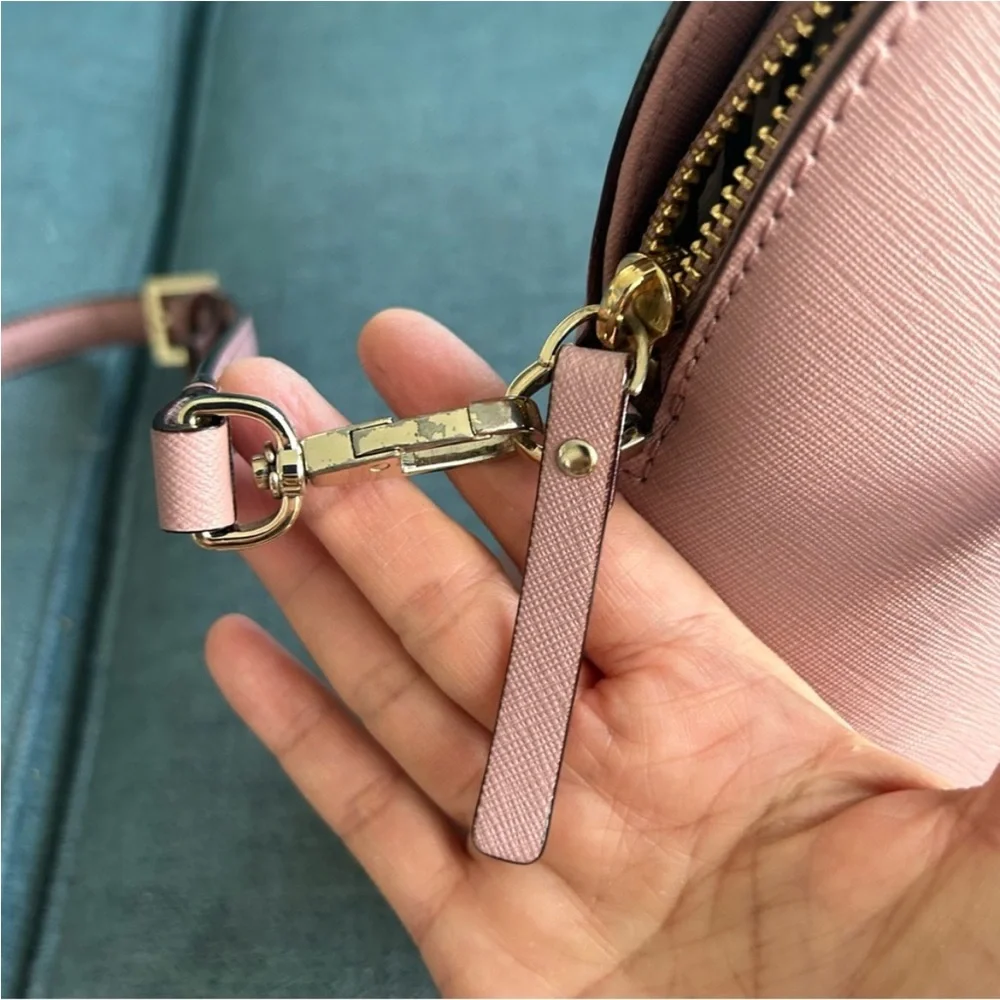 Kate Spade Cameron Street Lottie Safiano Leather Crossbody Bag Medium in Pink